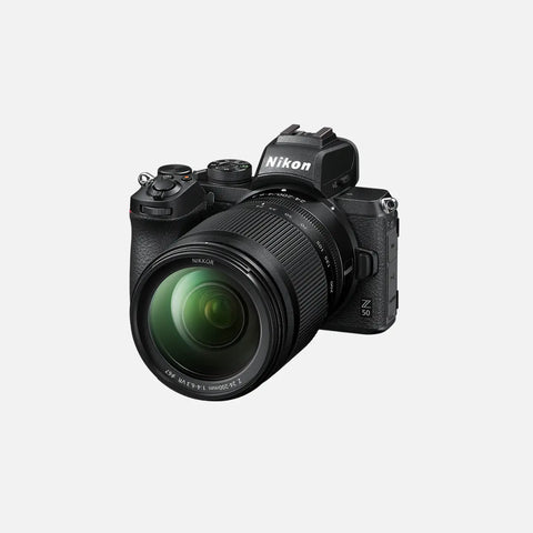 عدسة NIKKOR Z مقاس 24-200 مم ببؤرة F / 4-6.3